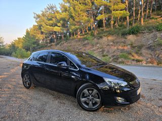 Opel Astra 2010 Opel Astra J Sport 1.6 Turbo 180hp-thumb-4