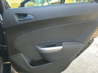 Opel Astra 2010 Opel Astra J Sport 1.6 Turbo 180hp-thumb-22