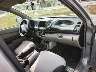 Mitsubishi L200 2008 mitsubishi l200 safari-thumb-21