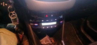 Peugeot 2008 2017-thumb-6