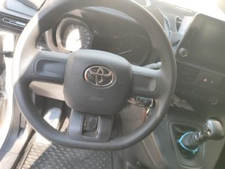 Κλούβα Toyota 2022 Pro ace city L1 active