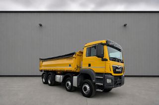 Ανατροπή MAN 2020 TGS 35.460 8x6 Meiller Bordmatik