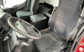 Ανατροπή Mercedes-Benz 2016 Ανατρεπόμενο Arocs 2645 K 3 κατευθύνσεων με Meiller Bordmati-thumb-1