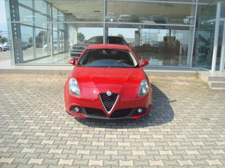 Alfa Romeo Giulietta 2017-thumb-1