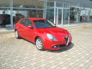 Alfa Romeo Giulietta 2017-thumb-2