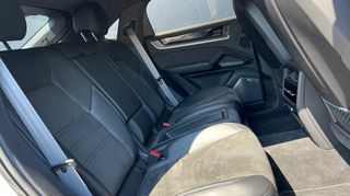 Porsche Cayenne 2024 COUPE TURBO GT 740hp-thumb-22