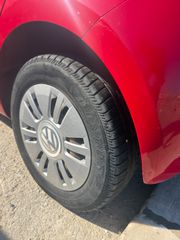 Volkswagen Up 2014-thumb-12