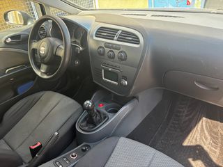 Seat Leon 2006 1.6-thumb-8