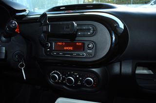 Renault Twingo 2017 1.0cc LIMITED EDITION EURO6-thumb-22