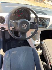 Volkswagen Up 2014-thumb-6