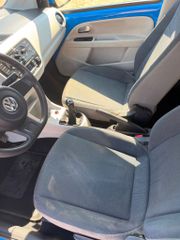 Volkswagen Up 2014-thumb-7