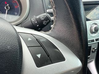 Lancia Delta 2008-thumb-15