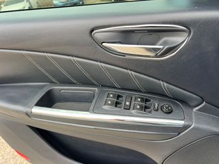 Lancia Delta 2008-thumb-18