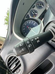 Lancia Delta 2008-thumb-21