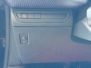 Peugeot 2008 2018 ΜΕ ΕΓΓΥΗΣΗ !!! NAVIGATION | STYLE | CRS MOTORS-thumb-24
