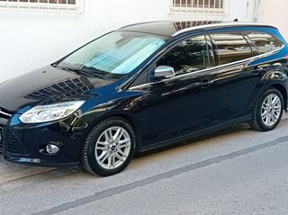 Ford Focus 2012 TITANIUM