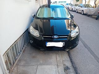 Ford Focus 2012 TITANIUM-thumb-1