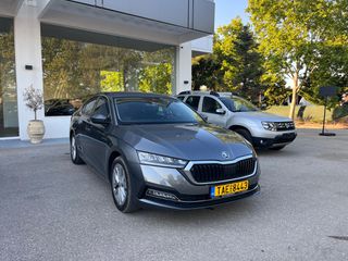 Skoda Octavia 2023-thumb-7