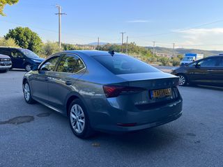 Skoda Octavia 2023-thumb-8