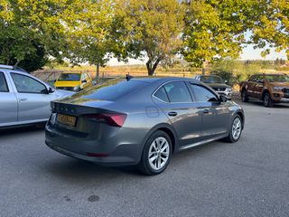 Skoda Octavia 2023-thumb-9