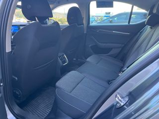 Skoda Octavia 2023-thumb-15