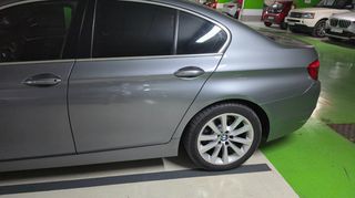 Bmw 520 2012-thumb-4