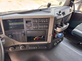 Volvo 2019 FM 380-thumb-7