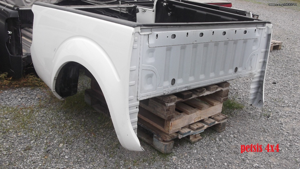 ΚΑΡΟΤΣΑ NAVARA D-40, ΠΕΤΣΗΣ 4Χ4