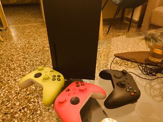 Xbox X σε άριστη κατασταση