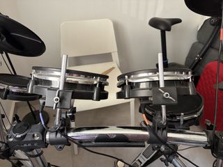 Alesis Drumset-thumb-2