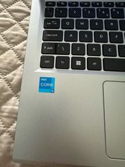 new laptop-thumb-1
