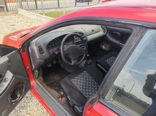 Mazda 323 1998-thumb-3