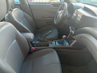 Subaru Forester 2010 FULL EXTRA!!ΑΥΤΟΜΑΤΟ!!ΔΕΡΜΑΤΙΝΟ ΣΑΛΟΝΙ!!!!-thumb-9