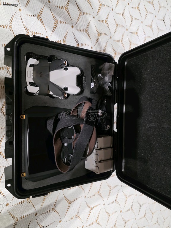Drones - Multicopters DJI 2024 Mini 4 Pro Fly Combo
