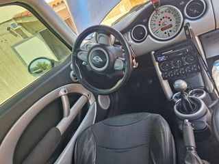 Mini Cooper D 2004 R50-thumb-3
