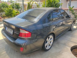 Subaru Legacy 2007-thumb-10