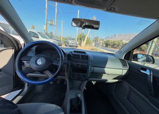 Volkswagen Polo 2005 1.4/AC-thumb-8