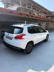 Peugeot 2008 2016 1.2 PURETECH 110 ALLURE-thumb-4