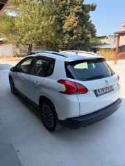 Peugeot 2008 2016 1.2 PURETECH 110 ALLURE-thumb-6