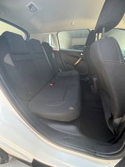 Peugeot 2008 2016 1.2 PURETECH 110 ALLURE-thumb-9