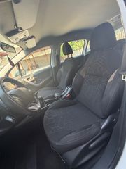 Peugeot 2008 2016 1.2 PURETECH 110 ALLURE-thumb-11