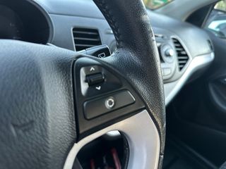 Kia Picanto 2011-thumb-19