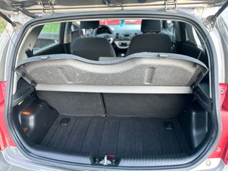 Kia Picanto 2011-thumb-22