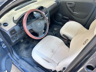 Opel Corsa 2002 1.2 TWINPORT EDITION-thumb-6
