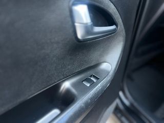 Kia Picanto 2012-thumb-31