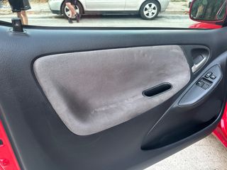 Toyota Yaris 2004 YARIS 1.3-thumb-19