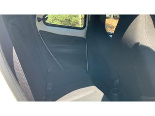 Toyota Aygo 2022 X-PLAY-thumb-12