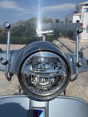 Piaggio Vespa GTS 300 2022-thumb-3