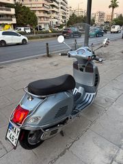 Piaggio Vespa GTS 300 2022-thumb-9