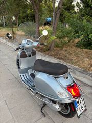 Piaggio Vespa GTS 300 2022-thumb-11